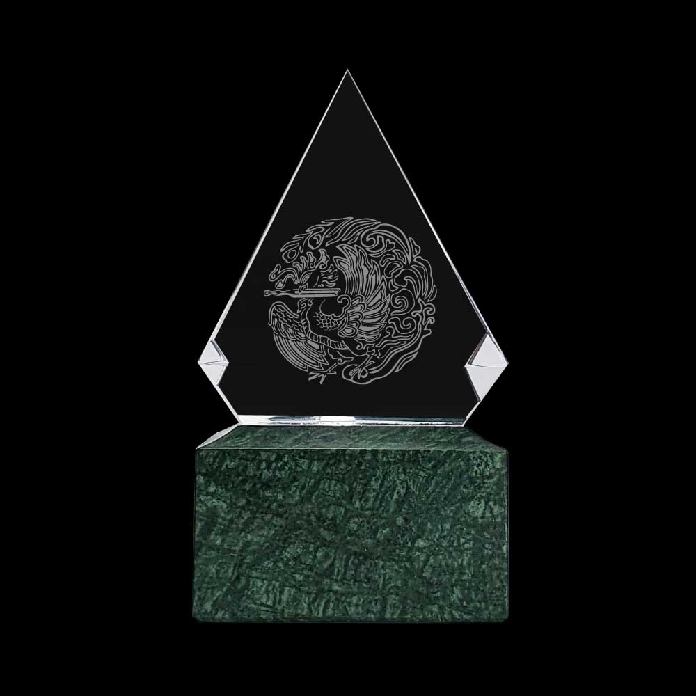 BYFT004201 Diamond Shaped Crystal Awards Transparent and Green Set of 1 B.jpg