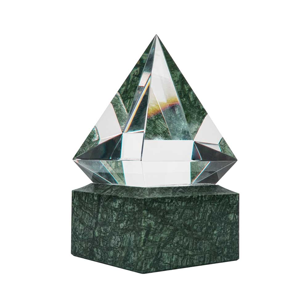BYFT004201 Diamond Shaped Crystal Awards Transparent and Green Set of 1.jpg