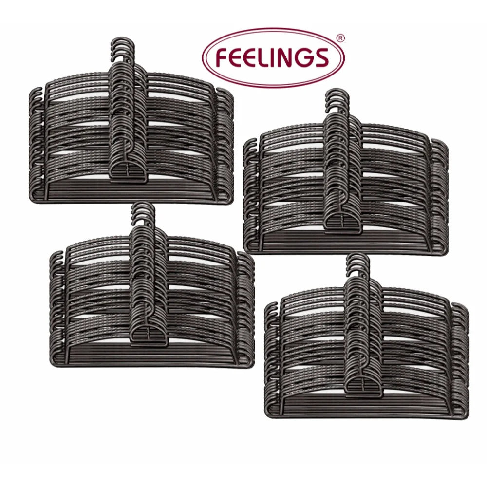 feelings cloth hanger set for home use
