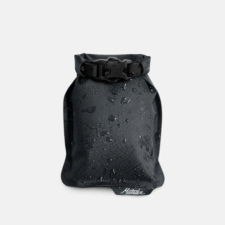 BYFT012135 Matador FlatPak Soap Bar Case Charcoal.webp