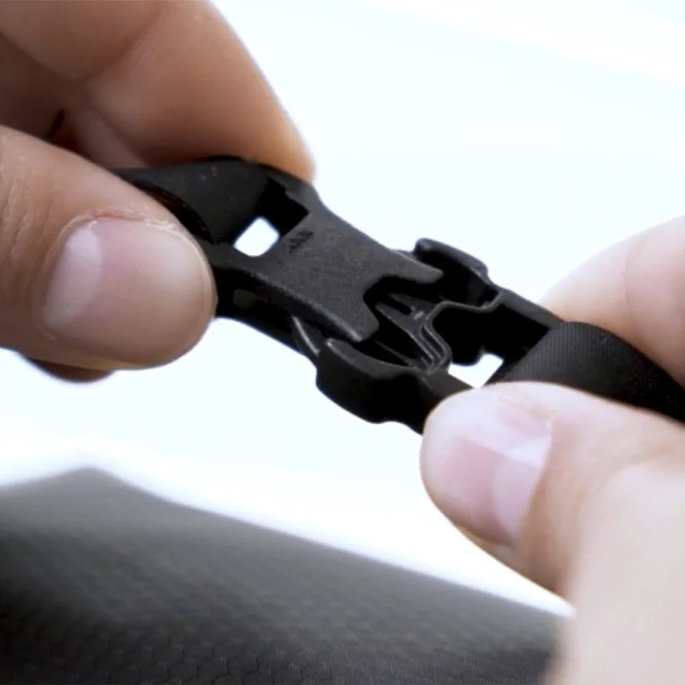 BYFT012139 Matador FlatPak Zipper Toiletry Case Charcoal D.webp