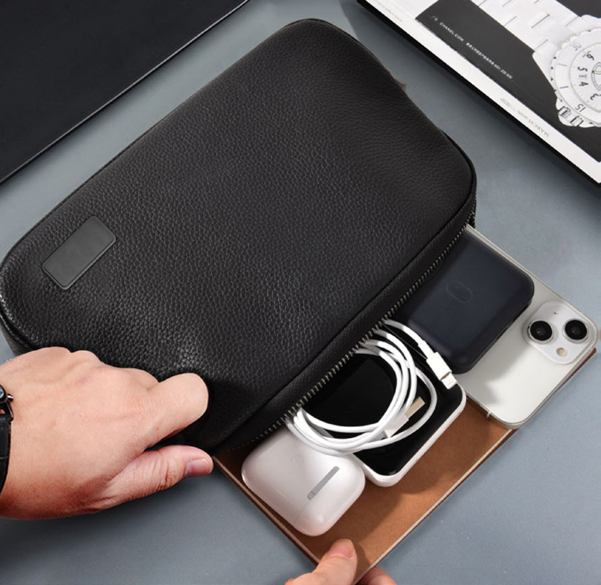BYFT Anti - Theft Clutch - Black