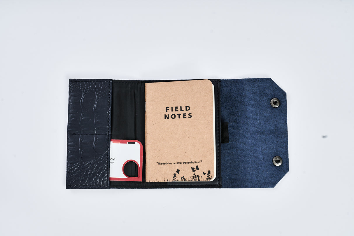 BYFT Croco Passport Case