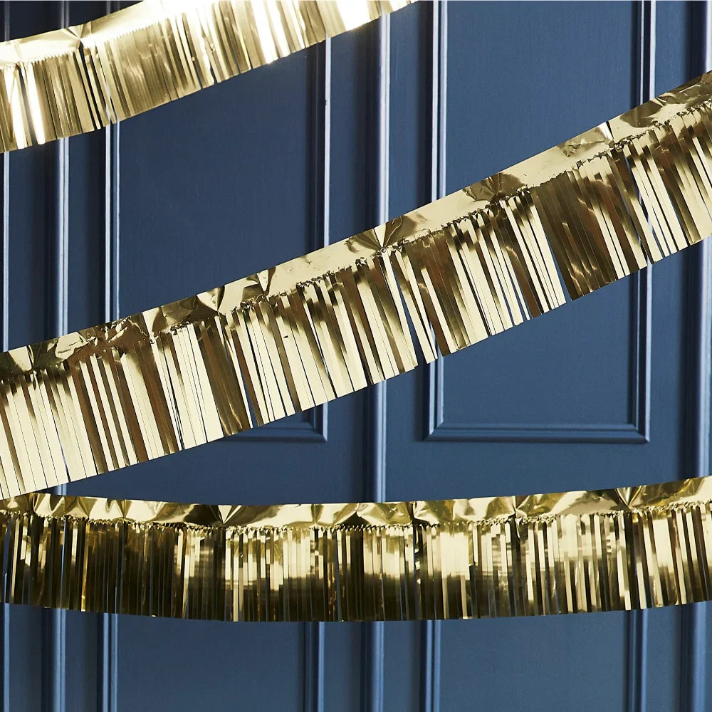 Pop The Bubbly Fringe Foil Garland