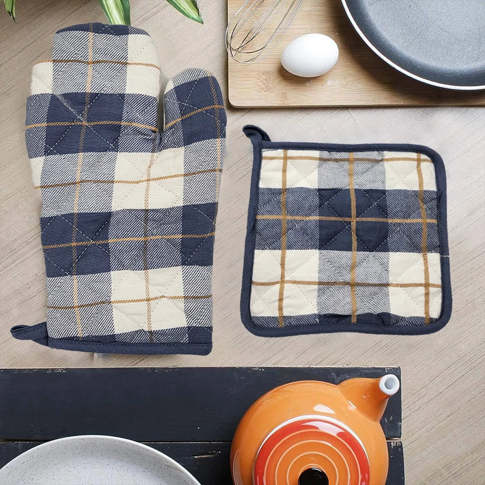 BYFT Orchard Cotton Gloves & Pot Holder Set - Navy Blue & Caramel Checks Heat Resistant