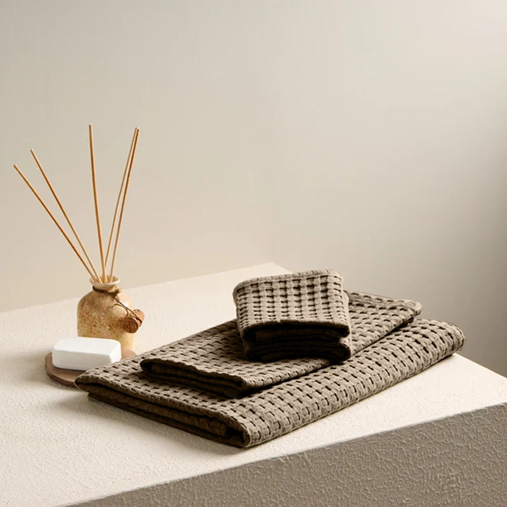 BYFT Orchard Heavy Waffle Cotton Towel - 50 x 110 cm - Ultra Absorbent & Quick Dry