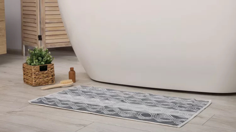 Bath Mats & Rugs: Adding Comfort and Style to Your Bathroom