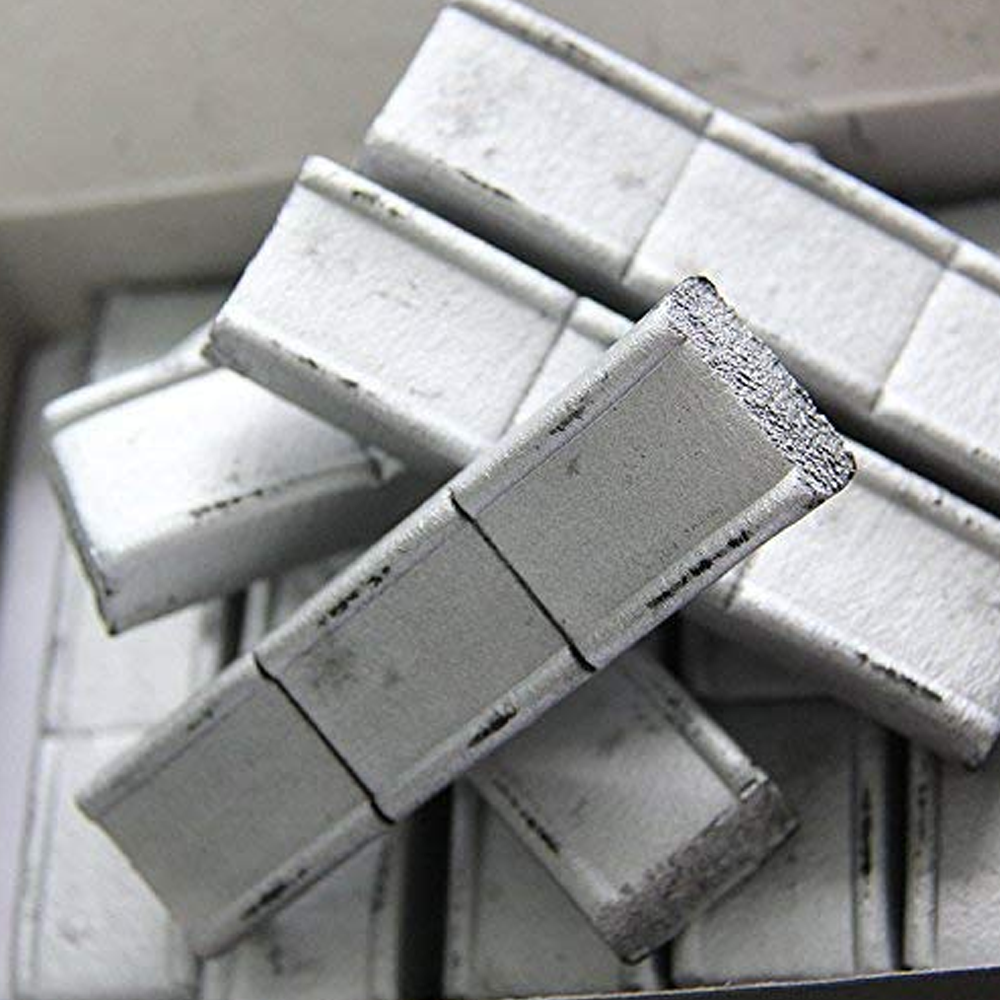 Premium Arab Sheesha Charcoal- Silver coated Briquettes