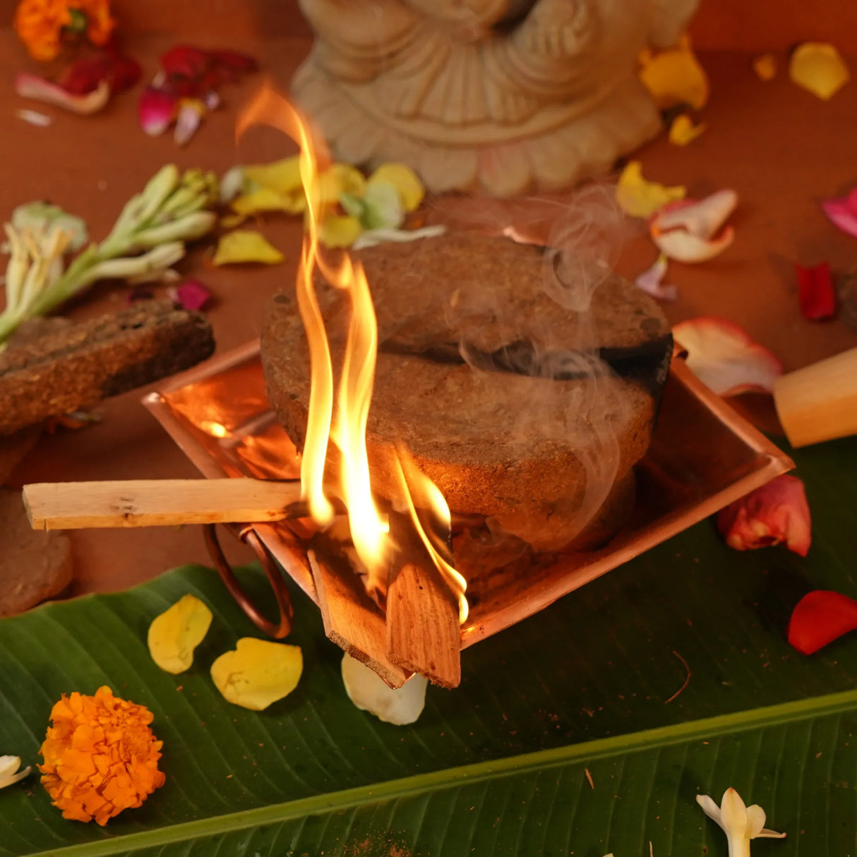 BYFT005726 D Viswa POOJA ESSENTIALS UPLA KANDE HEAVY 5 PIECES C.webp
