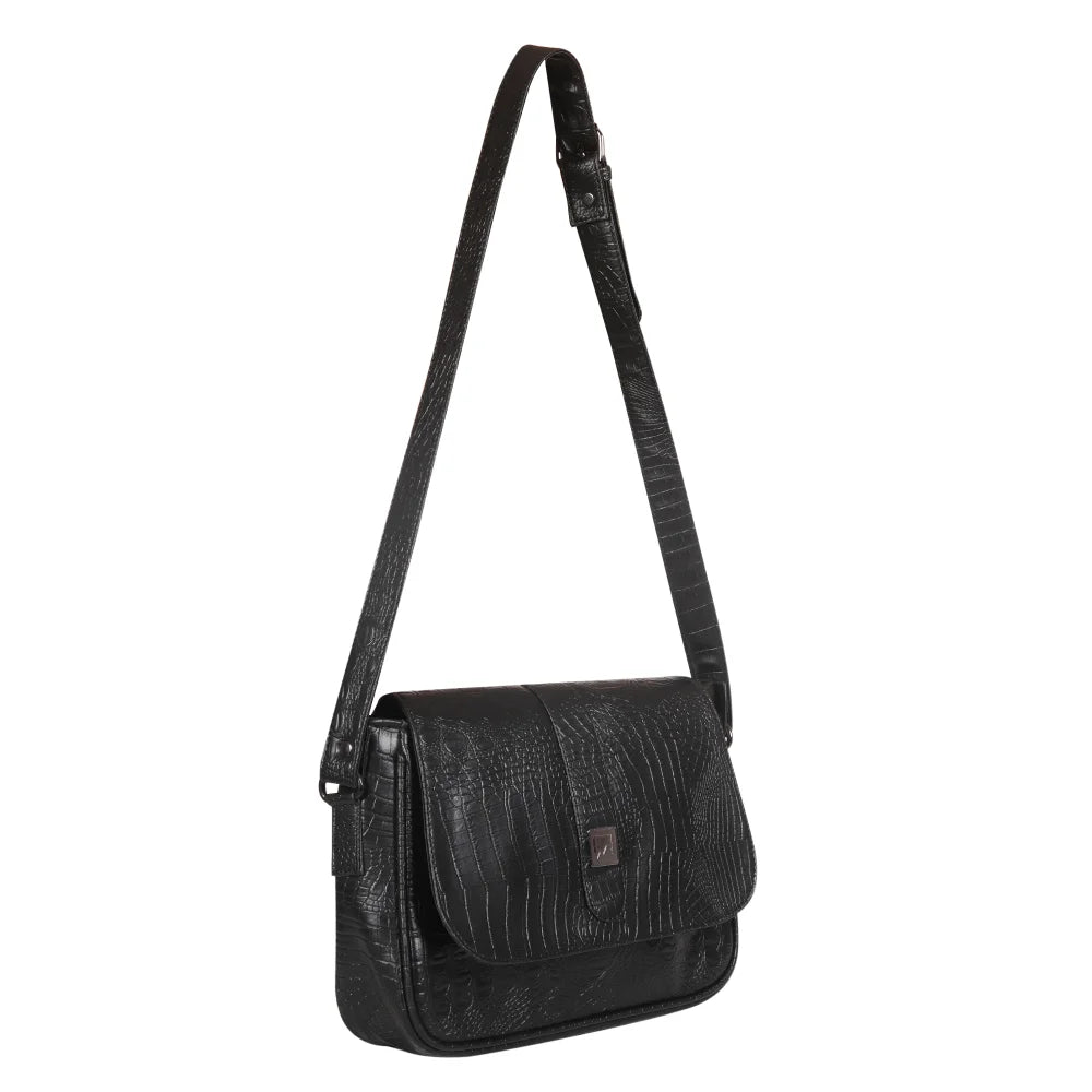 BYFT008265 Mounthood MEDUSA LADIES HAND BAG Black Set of 1 A.webp