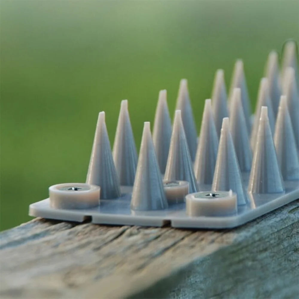 BYFT012393 STV Prickle Strip Garden Fence Topper 45cm A.webp