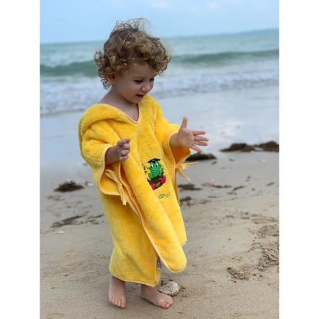 BYFT021071 Freds Poncho Gelb Yellow Set of 01 L.webp