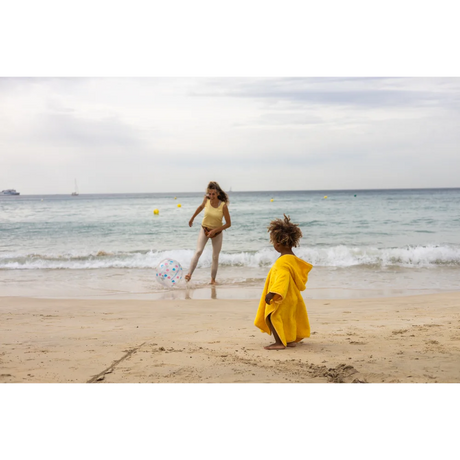 BYFT021071 Freds Poncho Gelb Yellow Set of 01 N.webp