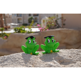 BYFT021074 Freds Squeaking Frog Set of 01 A.webp