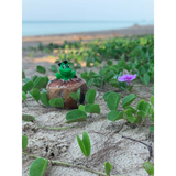 BYFT021074 Freds Squeaking Frog Set of 01 T.webp