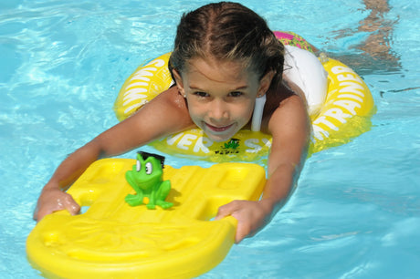 BYFT021078 Fred Swimtrainer 4Year 86Year Yellow Set of 01 P scaled.webp