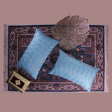 غطاء وسادة BYFT Orchard مقاس 12 × 20 بوصة (تصميم مربعات ذهبية - أزرق) غطاء وسادة مزخرف فاخر للأريكة والسرير وغرفة المعيشة - مجموعة من قطعتين