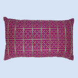 غطاء وسادة BYFT Orchard مقاس 12 × 20 بوصة (تصميم مربعات ذهبية - وردي فوشيا) غطاء وسادة مزخرف فاخر للأريكة والسرير وغرفة المعيشة - مجموعة من قطعتين