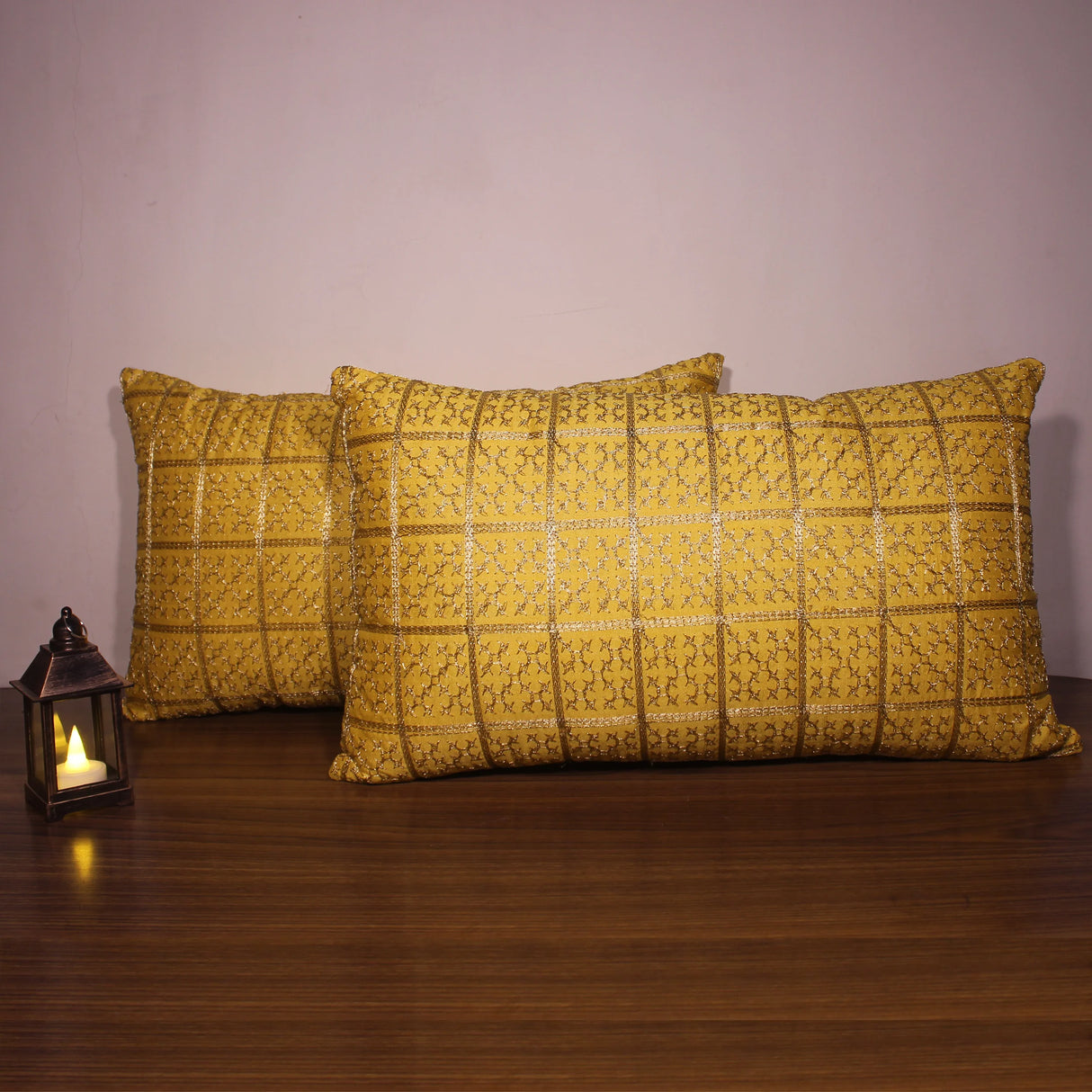 غطاء وسادة BYFT Orchard مقاس 12 × 20 بوصة (تصميم مربعات ذهبية - أصفر) غطاء وسادة مزخرف فاخر للأريكة والسرير وغرفة المعيشة - مجموعة من قطعتين