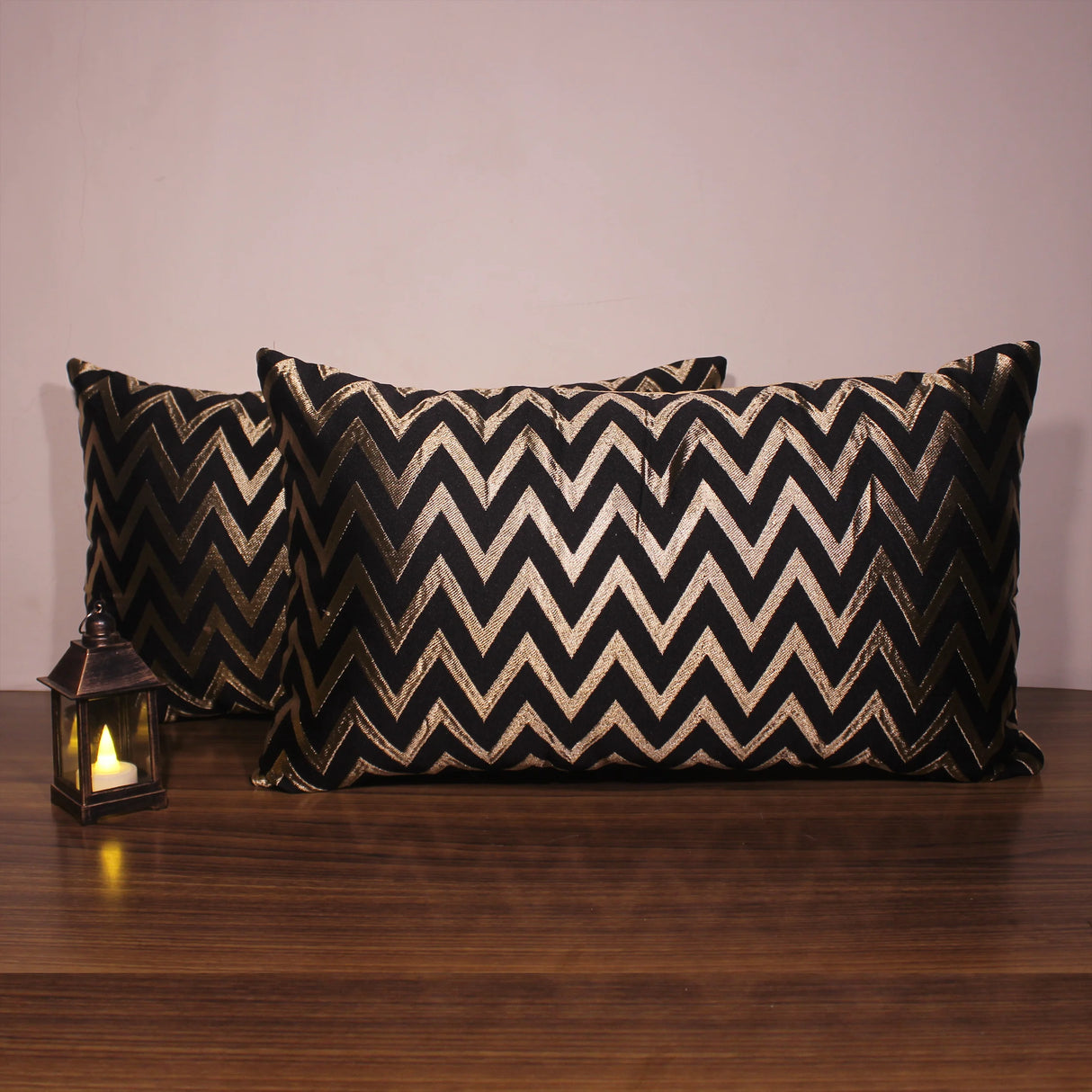 غطاء وسادة BYFT Orchard مقاس 12 × 20 بوصة (تصميم متعرج - أسود) غطاء وسادة مزخرف فاخر للأريكة والسرير وغرفة المعيشة - مجموعة من قطعتين