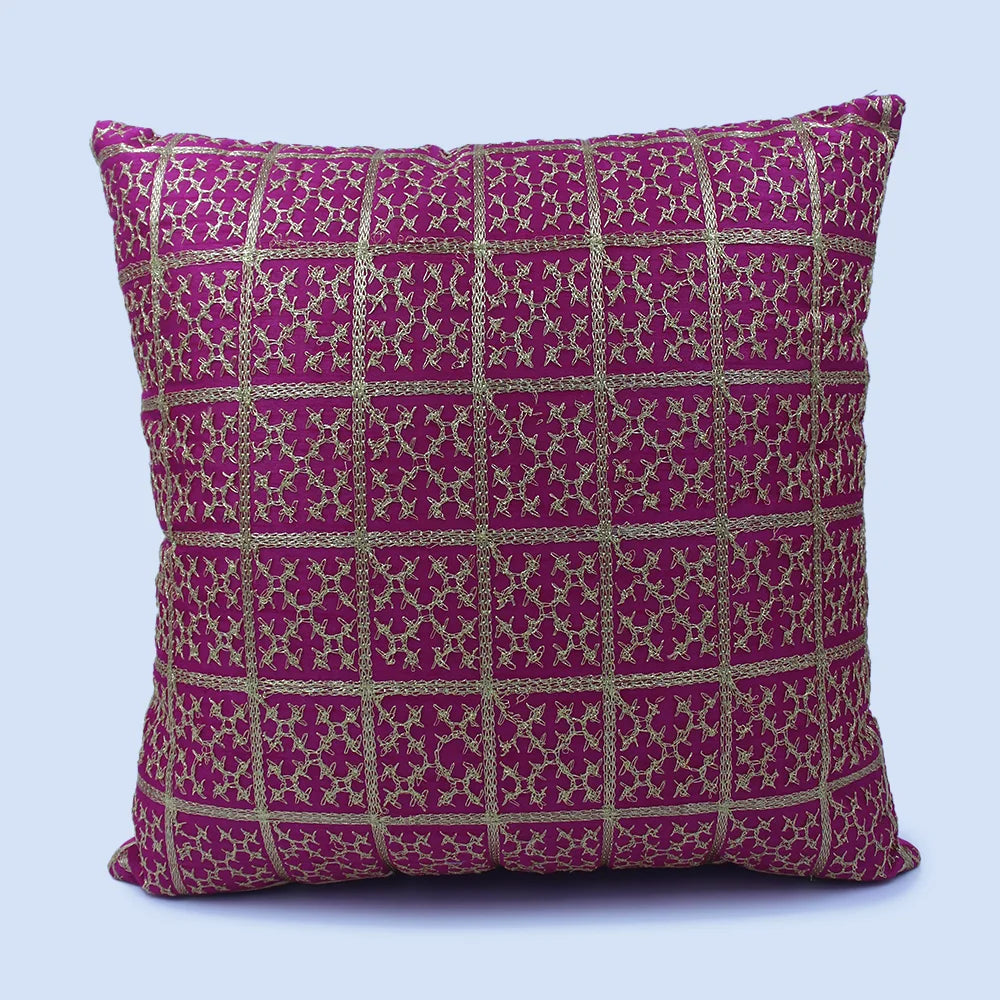 غطاء وسادة BYFT Orchard مقاس 16 × 16 بوصة (تصميم مربعات ذهبية - وردي فوشيا) 40 × 40 سم غطاء وسادة مزخرف فاخر للأريكة والسرير وغرفة المعيشة - مجموعة من 02