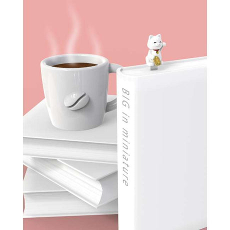 Metalmorphose Lucky Cat Bookmark - Charming Lucky Cat Metal Bookmark for Good Luck and Book Lovers