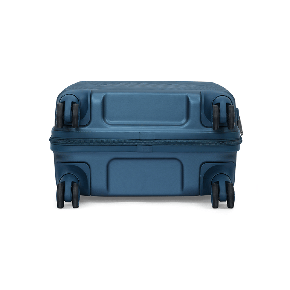 Carlton Crossline Rolling Luggage