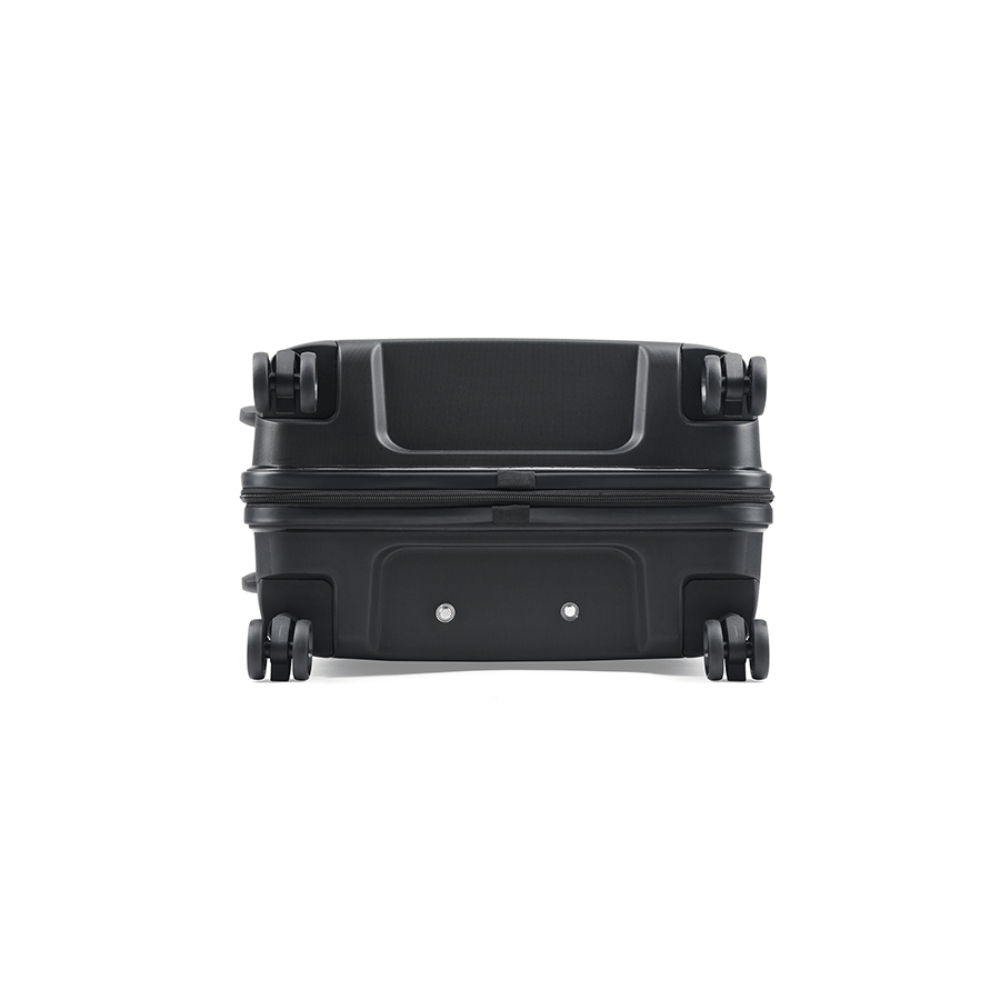 Carlton Harbor Plus Rolling Luggage
