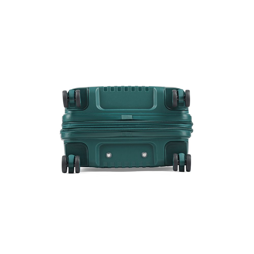 Carlton Wego Plus Rolling Luggage