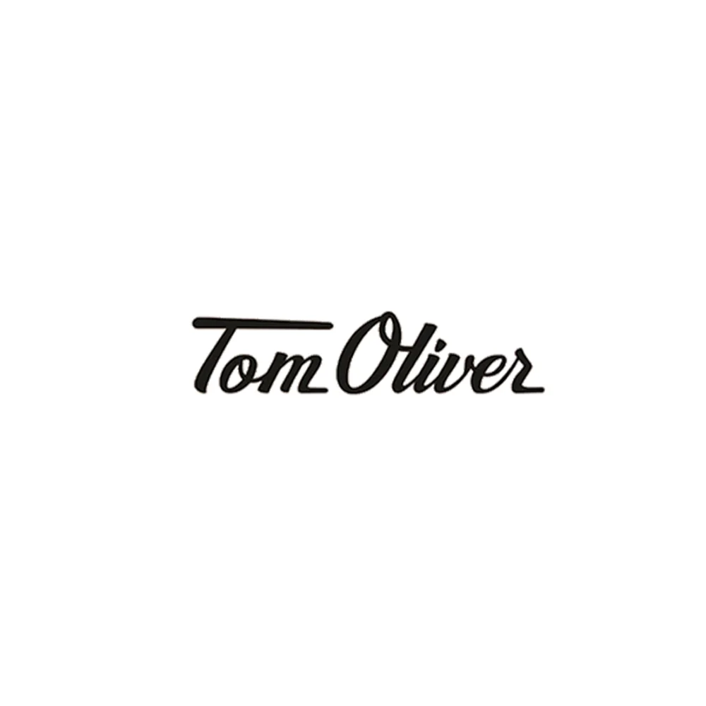 Tom Oliver